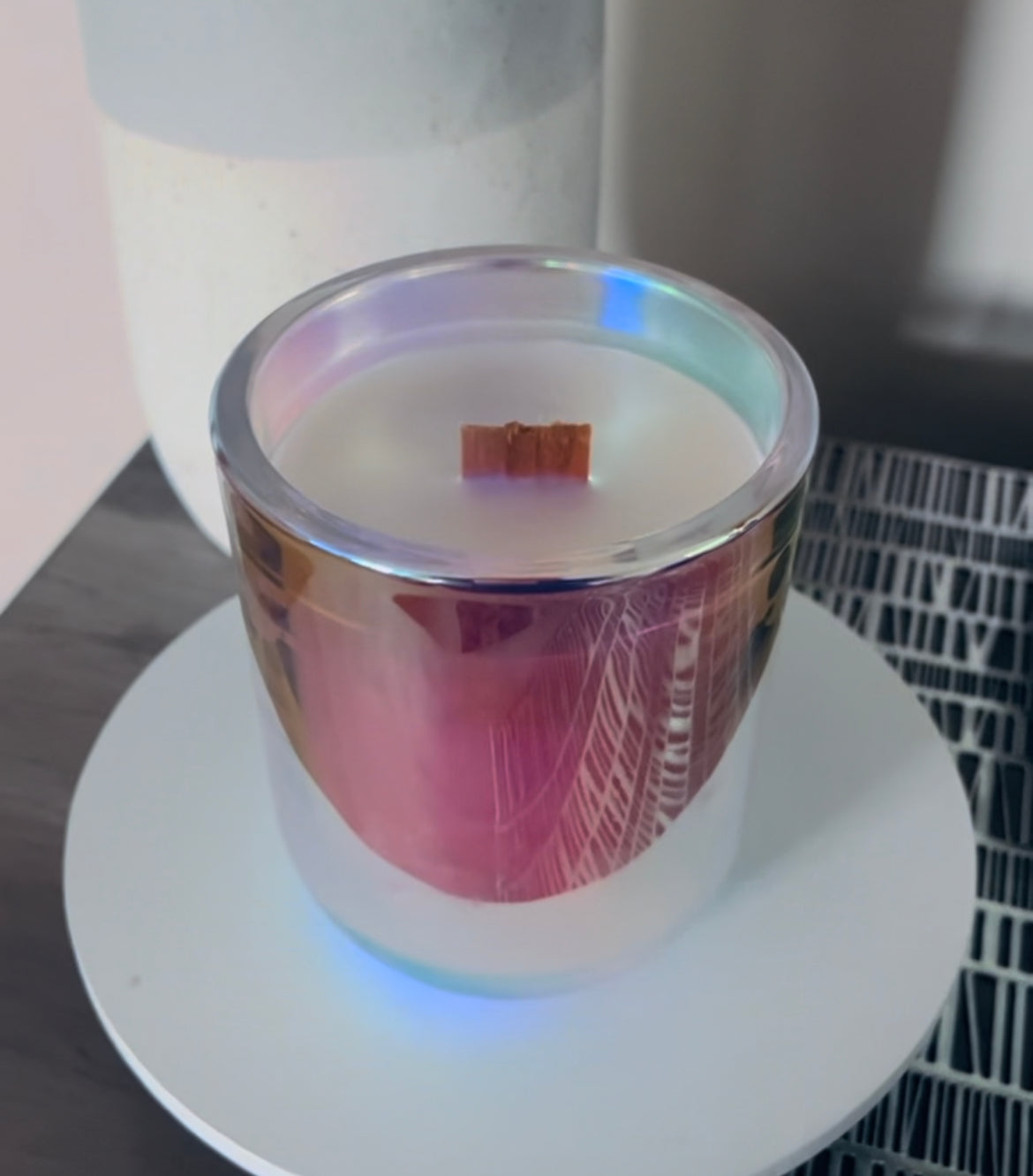 Luxe Iridescent 10oz Candles